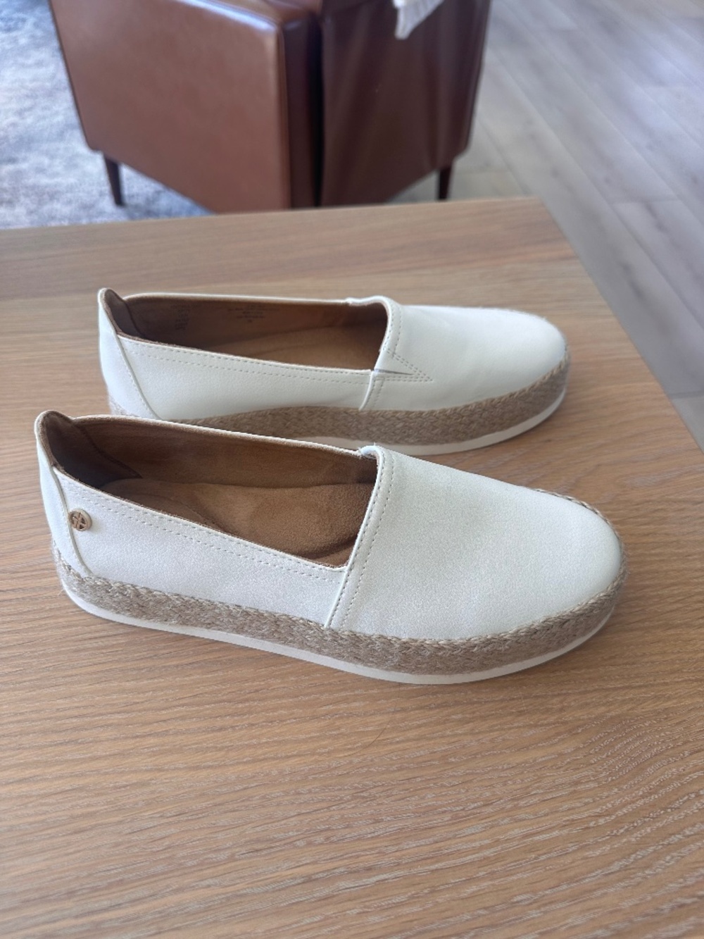 New Giani Bernini espadrilles Size 8